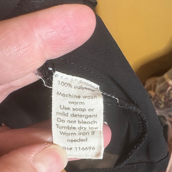 Japna Black & White Patterned Sleeveless Top Size Small - Picture 3 of 6